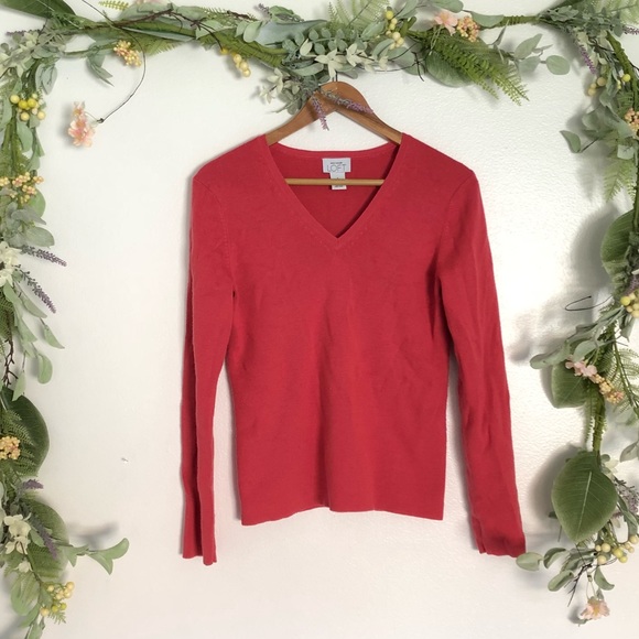 LOFT Sweaters - ❗️Ann Taylor LOFT❗️Vneck pink long sleeve  sweater